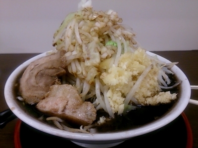 「黒マー油ラーメン【大盛】」@麺屋 元の写真