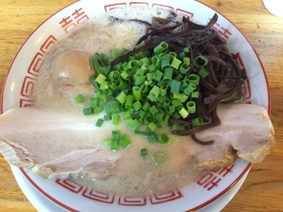 「塩豚骨」@中華そば専門 めんやいただきの写真