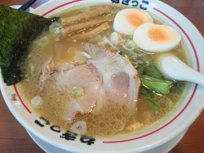 「醤油ラーメン 500円、ゆでたまご 80円」@ラーメンねぎっこ 北福島店の写真