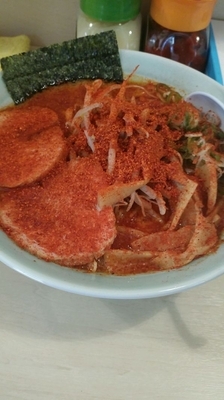 「カラフトらーめん(3辛40円)太麺」@麺通 若林店の写真