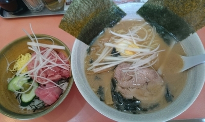 「ラーメン×ネギトロ丼【ランチセット】」@長崎ちゃんぽん グラバー亭の写真