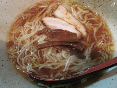 「ラーメン　「680円」」@らーめん・手のし餃子 池之端 松島の写真