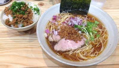 「鶏烏賊醤油(20食限定)＋ピリ辛挽肉ご飯」@DAIKUMAの写真
