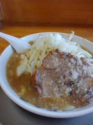 「小豚らーめん（麺硬め・味濃いめ）【700円】」@らーめん処 潤 三条店の写真