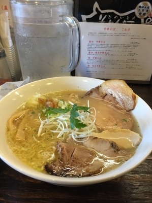 「塩中華そば大盛」@中華そば こむぎの写真