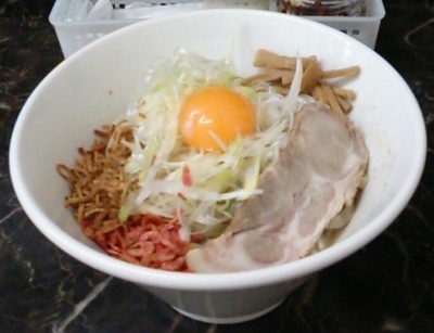 「塩海老まぜそば」@らーめん えんやの写真