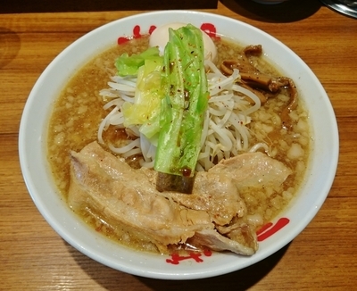 「ガッツリ煮干らーめん \800＋味玉 \100」@なんつッ亭 御徒町店の写真