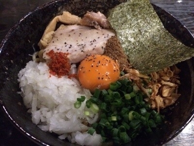 「まぜそばの400g（850円）とチャーシュー丼（300円）」@二代目 狼煙 ～心～の写真