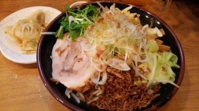 「まぜそば  えび  \900  ゆでぎょうざ \300」@麺処 慶の写真