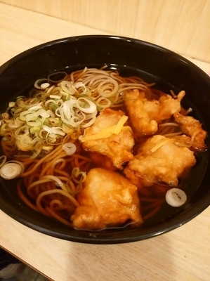「津軽どりの唐揚そば650円」@吉利庵の写真