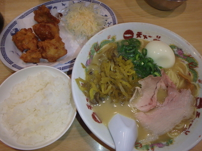 「マイタクラーメン(780円)、唐揚げ定食(+260円)他」@天下一品 府中店の写真