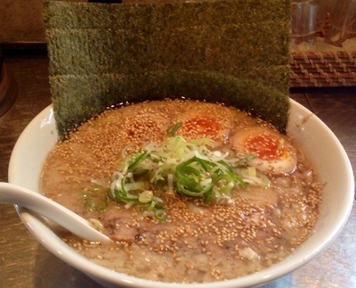 「極旨味醤油 780円　味玉100円」@さんじの写真