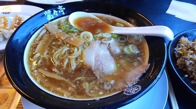 「和出汁ラーメン 高菜チャーハンセット」@醤々亭 小山総本店の写真