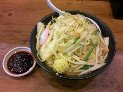 「味噌タンメン　+　ピリ辛の素（クーポン）」@トナリ 森下店の写真