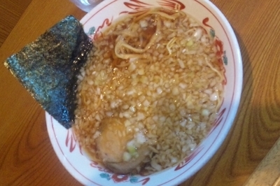 「中華そば＋玉ネギ多め」@中華そば 吾衛門の写真