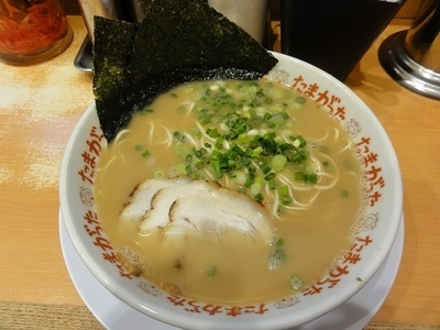 「ラーメン710円　硬め」@九州大分らぁめん たまがった 西口店の写真