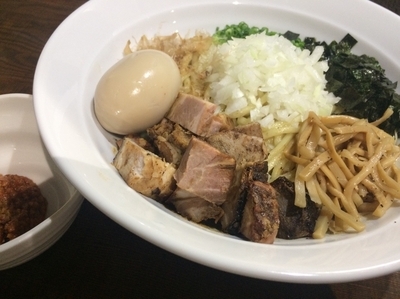 「味噌まぜそば with XX」@二代目 むじゃきの写真