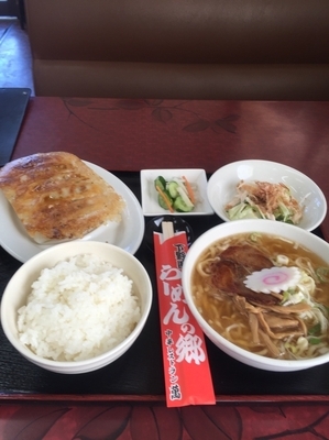 「餃子ライスセット+ラーメン小セット」@青竹手打ち佐野らーめん 萬の写真