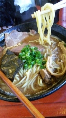 「二代目らぁめん¥750」@二代目狼煙 本店 葉隠製麺の写真