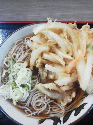 「かき揚げ\430」@そば処 あり賀せいろうの写真