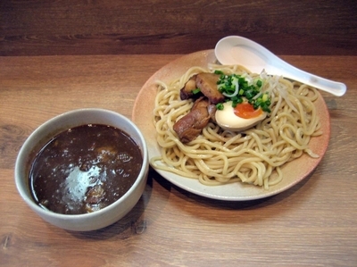 「カレーつけ麺（辛さ2倍）750円＋ライス100円」@麺八の写真