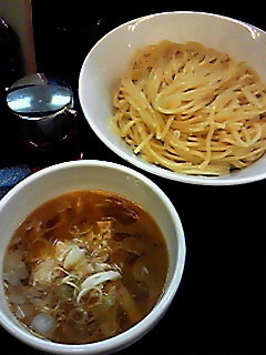 「辛つけめん（中盛り）¥700」@つけ麺 HERO'Sの写真