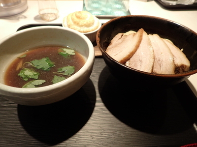 「あっさり淡麗チャーシュー煮干しつけ麺（1000円）」@煮干し中華そば 一燈の写真