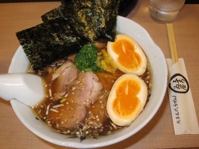 「特製らーめん醤油　1,000円」@与ろゐ屋の写真