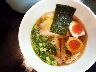 「中華そば＋味付玉子」@中華そば かなでの写真