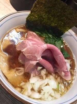 「煮干しそば（タマネギVer.）￥800」@中華そば 四つ葉の写真