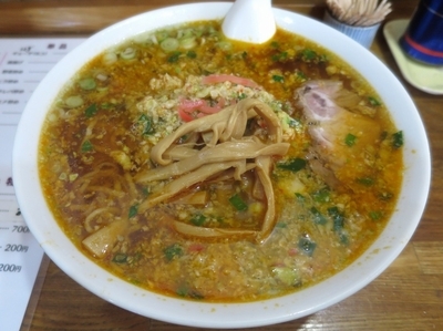「ギョーザラーメン ７５０円」@新川食堂 本店の写真