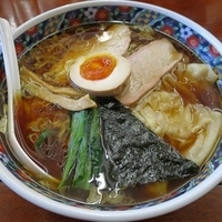 ワンタンメン ７５０円