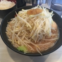 らーめん中盛＋味玉、ライス