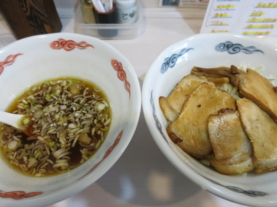 「どたはちチャーシュー中華つけ麺 920円 ＋ ヤキメシ」@めん処 土田八の写真