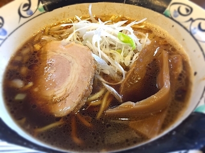 「限定ブラックオニオンそば」@中華そば 秋生の写真