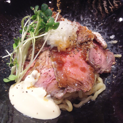 「ローストビーフ油そば（並）」@ローストビーフ油そば ビーストの写真