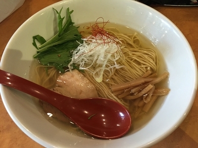 「香彩鶏だし塩らーめん（790円）」@麺屋 翔 西新宿本店の写真