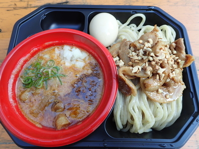 「吉田商店 濃厚辛シビ坦々つけ麺」@大つけ麺博プレゼンツ つけ麺VSラーメンの写真