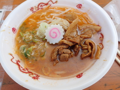 「金澤濃厚中華そば 神仙 濃厚味噌「炎・炙」肉盛そば」@大つけ麺博プレゼンツ つけ麺VSラーメンの写真
