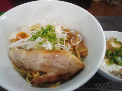 「汁なし醤油大+卵ごはん」@麺丼Dining 夢者の写真