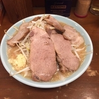 とんこつラーメン肉増し1000円