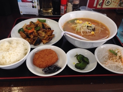 「ランチメニュー(味噌ラーメン+麻婆茄子定食)700円」@台湾料理 幸楽園の写真