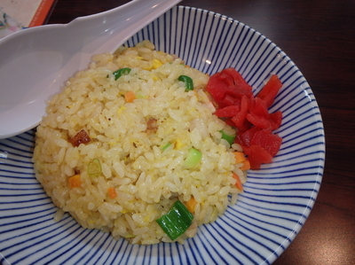 「ちゃんぽん(700円)、半炒飯(300円)」@井手ちゃんぽん なかつ店の写真