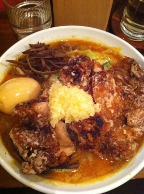 「ピリ辛あんかけDX」@旨辛ラーメン 表裏の写真