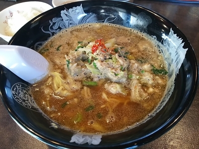 「【限定】哈爾餃拉（ハルギョラ）　＋半ライス：ランチサービス」@ハルピンラーメン 塩尻広丘駅前店の写真