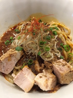 「温泉たまご付き麻婆まぜそば」@らぁ麺 やまぐち 辣式の写真