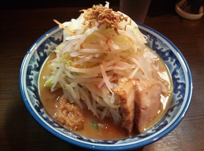 「ベジ楼  野菜多めニンニク」@RAMEN 八楼の写真