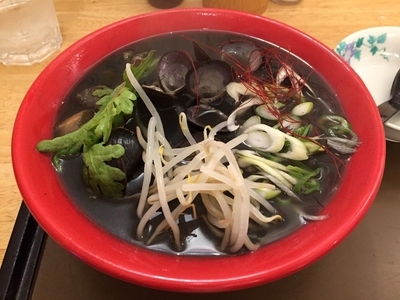 「しじみらぁめん（黒）」@超濃厚しじみらーめん きぬちゃん食堂の写真