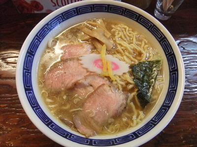 「中華そば（麺少なめ）（600円）」@にぼっしー中華そば家の写真