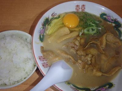 「肉入り(750円)、Cセット(+300円)」@徳島ラーメン 麺八 両国店の写真